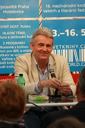 Simon Mawer
