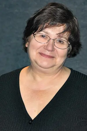 Kati Zsurzs