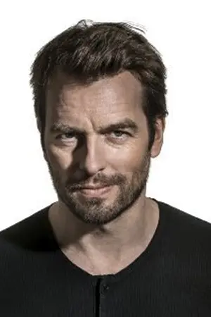 Christopher Wollter