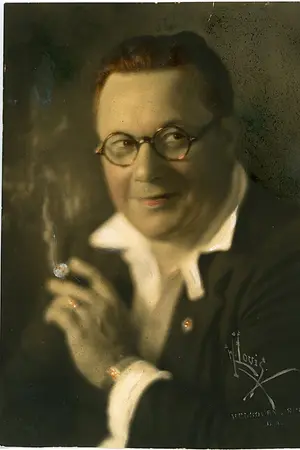 Willard Louis