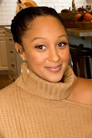 Tamera Mowry Darvette-Housley