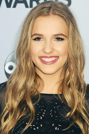 Lennon Stella
