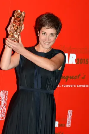 Chloé Mazlo