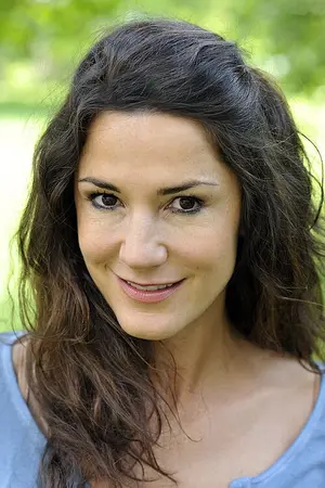 Mariella Ahrens