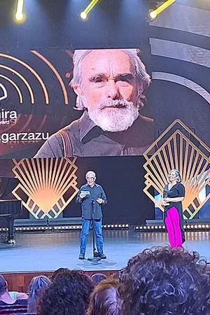 Paco Sagarzazu
