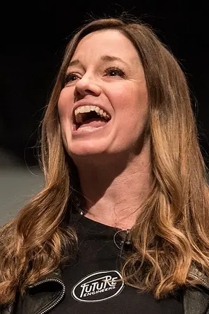 Deanne Bell
