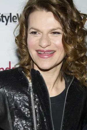Sandra Bernhard