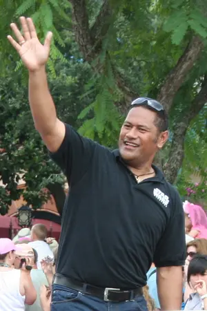 Jay Laga'aia