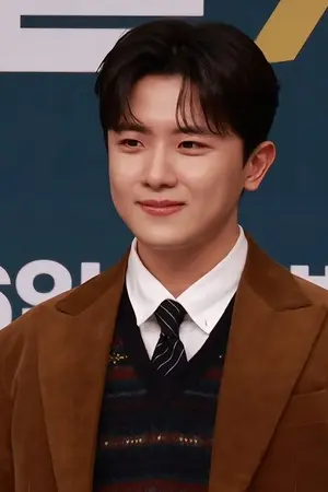 Kim Shin-bi