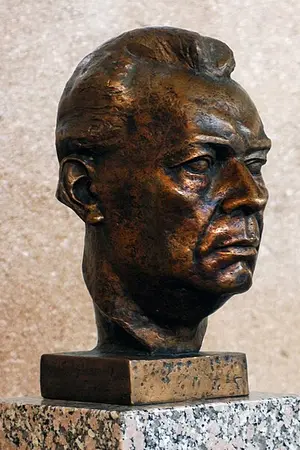 Ewald Balser