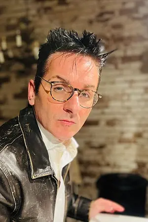 Toni Anújar