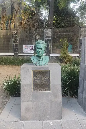 Gonzalo Curiel