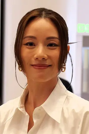Stephy Tang