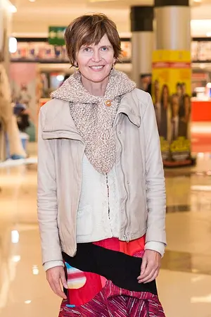 Alison McAlpine