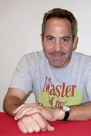 Larry Thomas