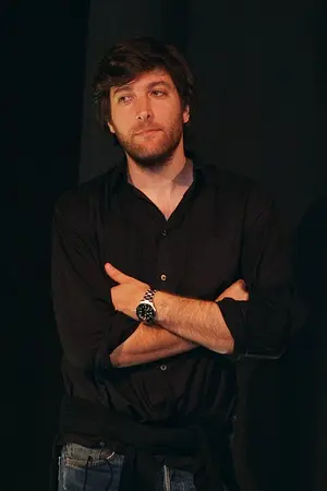 Albert Arizza