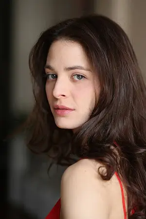 Esther Comar
