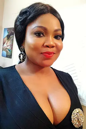 Cynthia Shalom