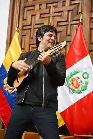 Lucho Quequezana