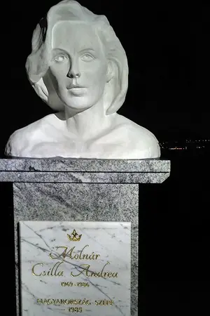 Csilla Molnár