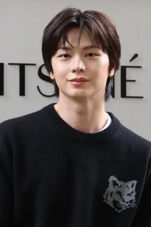Yook Sung-jae
