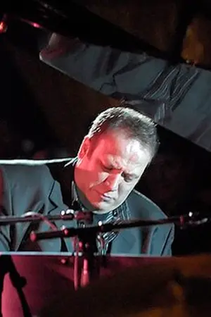 Robi Botos