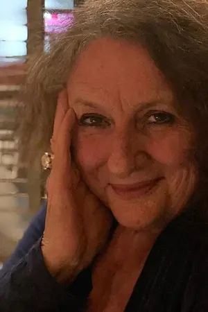 Lindy Davies