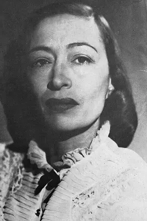 Lupe Carriles