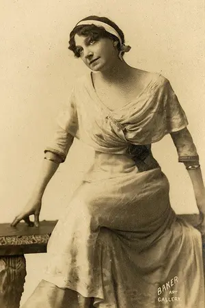 Louise Carter