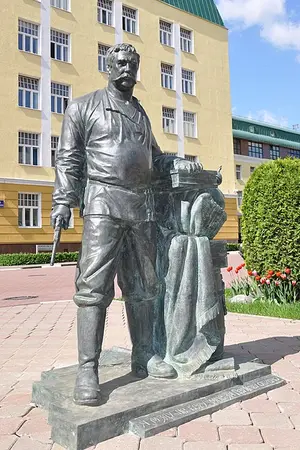 Pavel Luspekayev