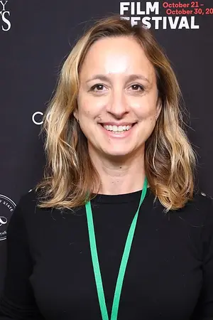 Lizzie Gottlieb