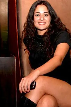 Mona Vasu