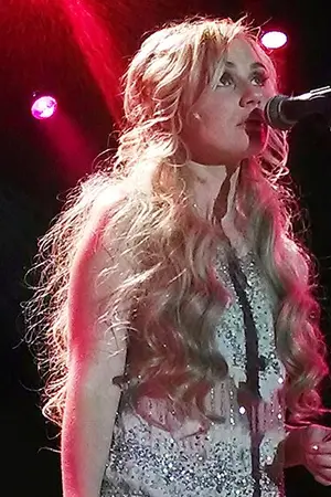 Clare Bowen