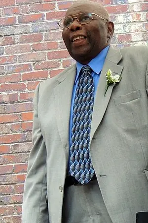 Oliver Jones