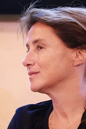 Virginie Linhart