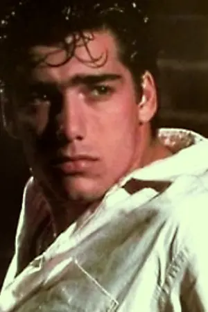 Ken Wahl