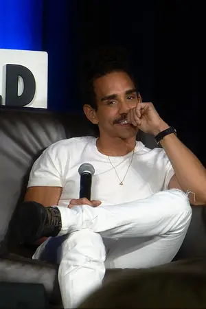 Ray Santiago