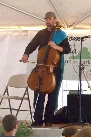 Dave Eggar