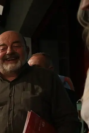 Энвер Петровци