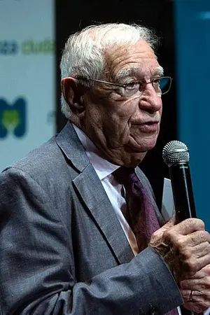 Enrique Macaya Márquez