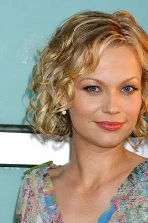 Samantha Mathis