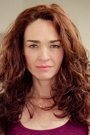 Карина Лог