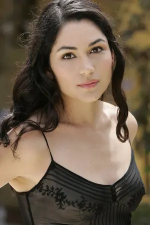 Lela Loren