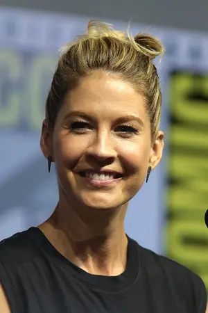 Jenna Elfman