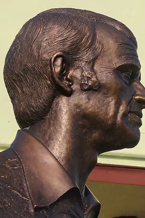 Zoltán Huszárik