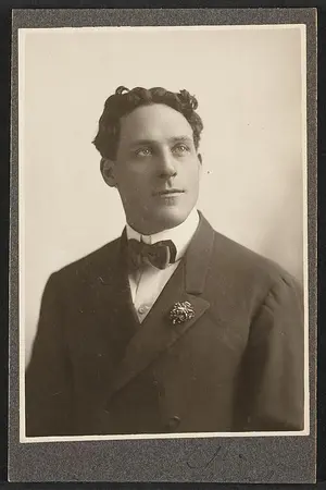 Charles Bowers