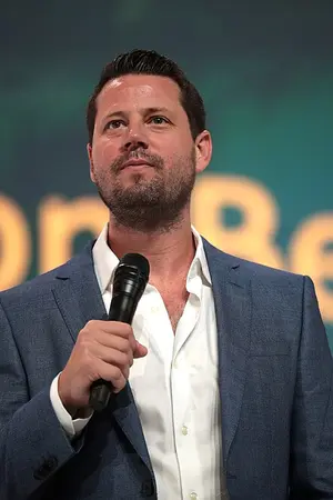 Seth Dillon