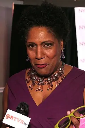 Nancy Giles