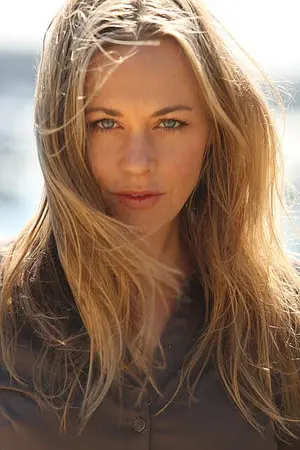 Abi Tucker