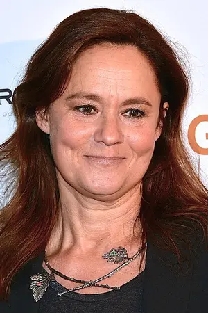Пернилла Аугуст